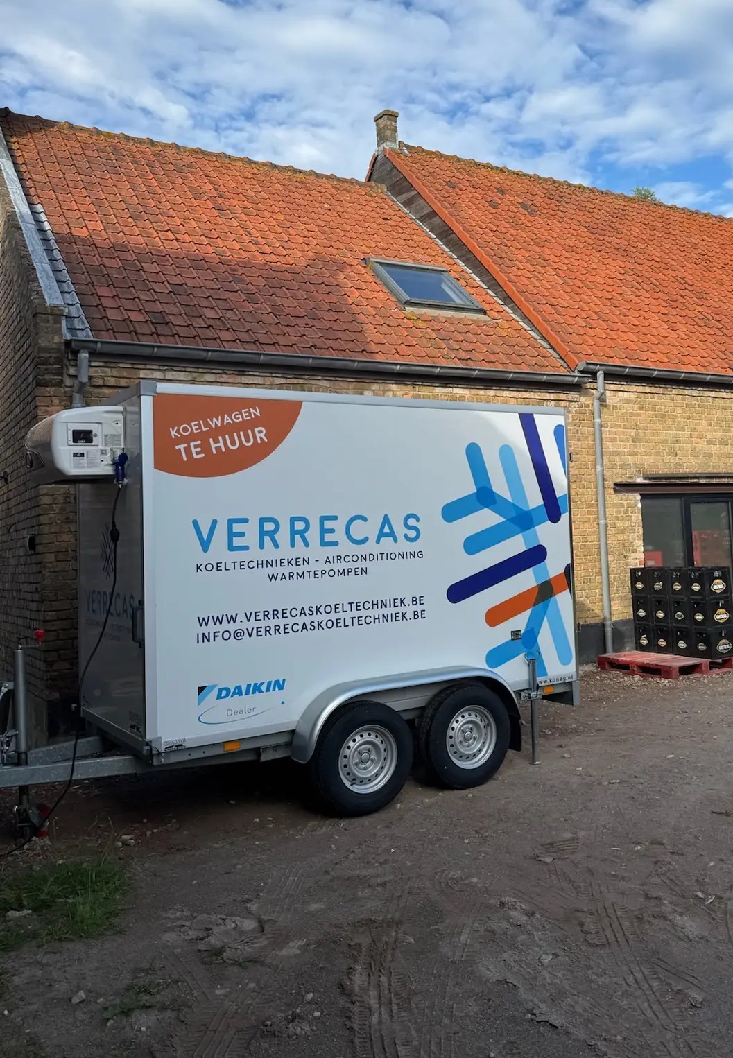 Verhuurwagen geknipt